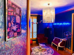 Artist designed flat in central area Montparnasse